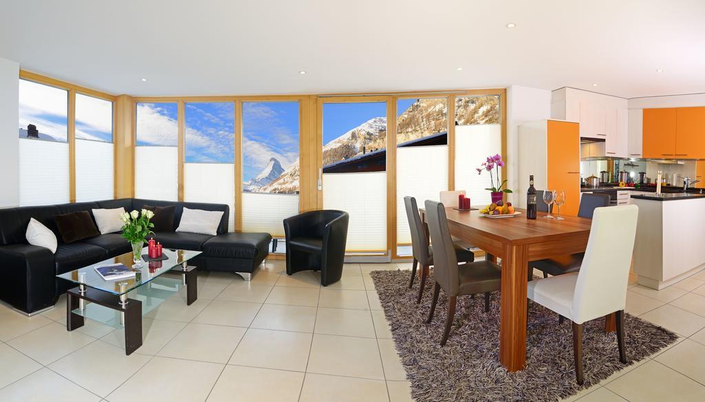 Ferienwohnung Haus Achilles Zermatt Szoba fotó